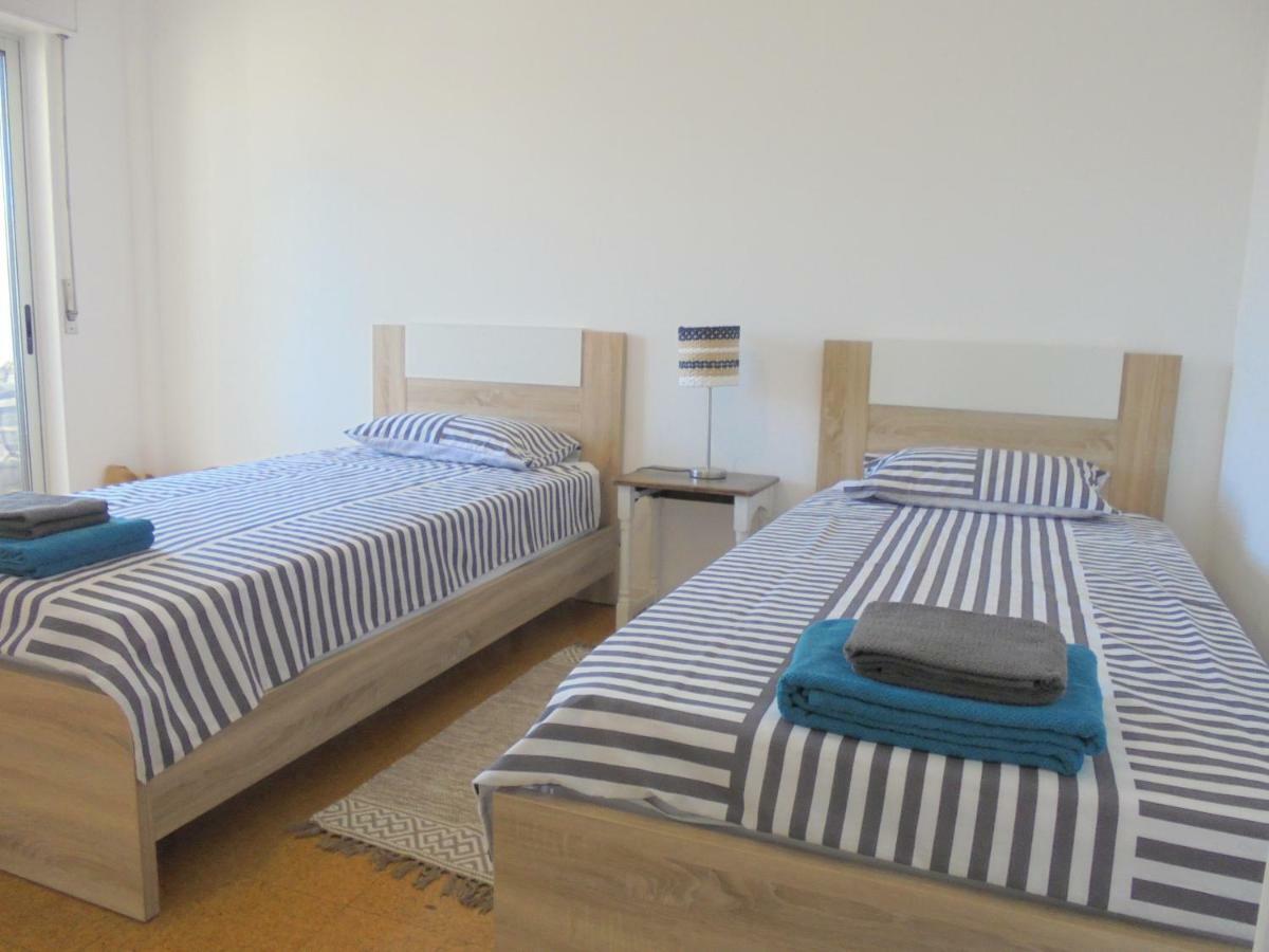 Beachcity Guesthouse Lagos Luaran gambar
